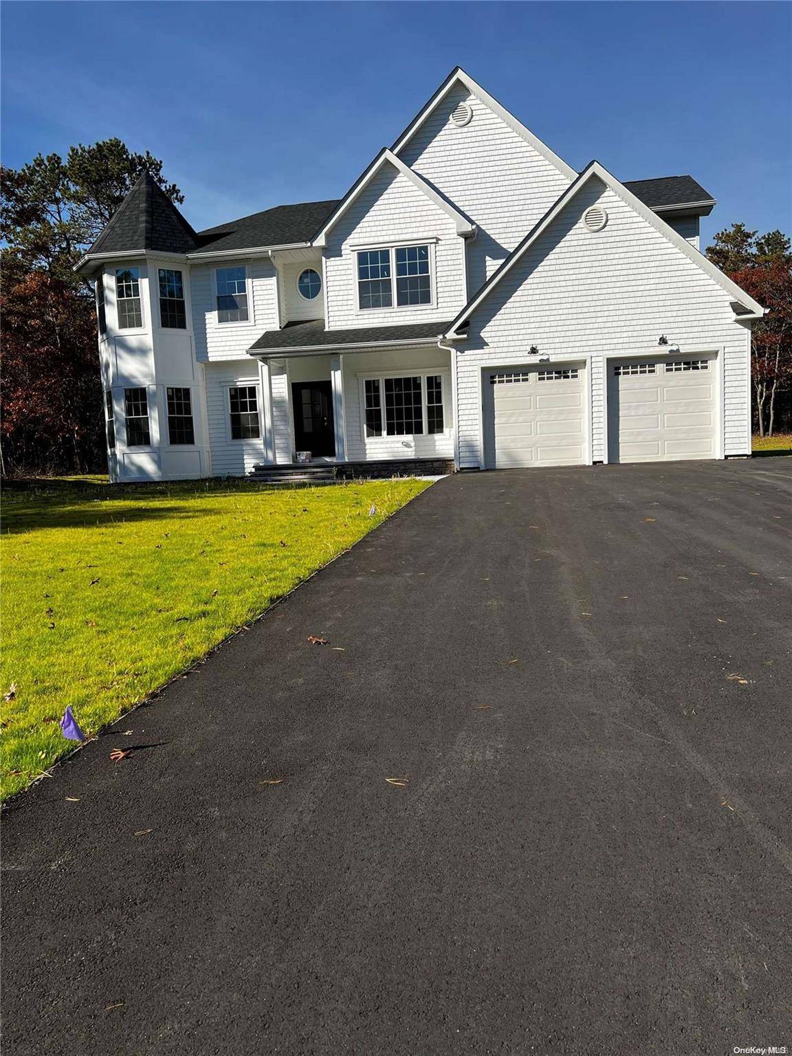 Manorville, NY 11949,81 Jerusalem Hollow RD