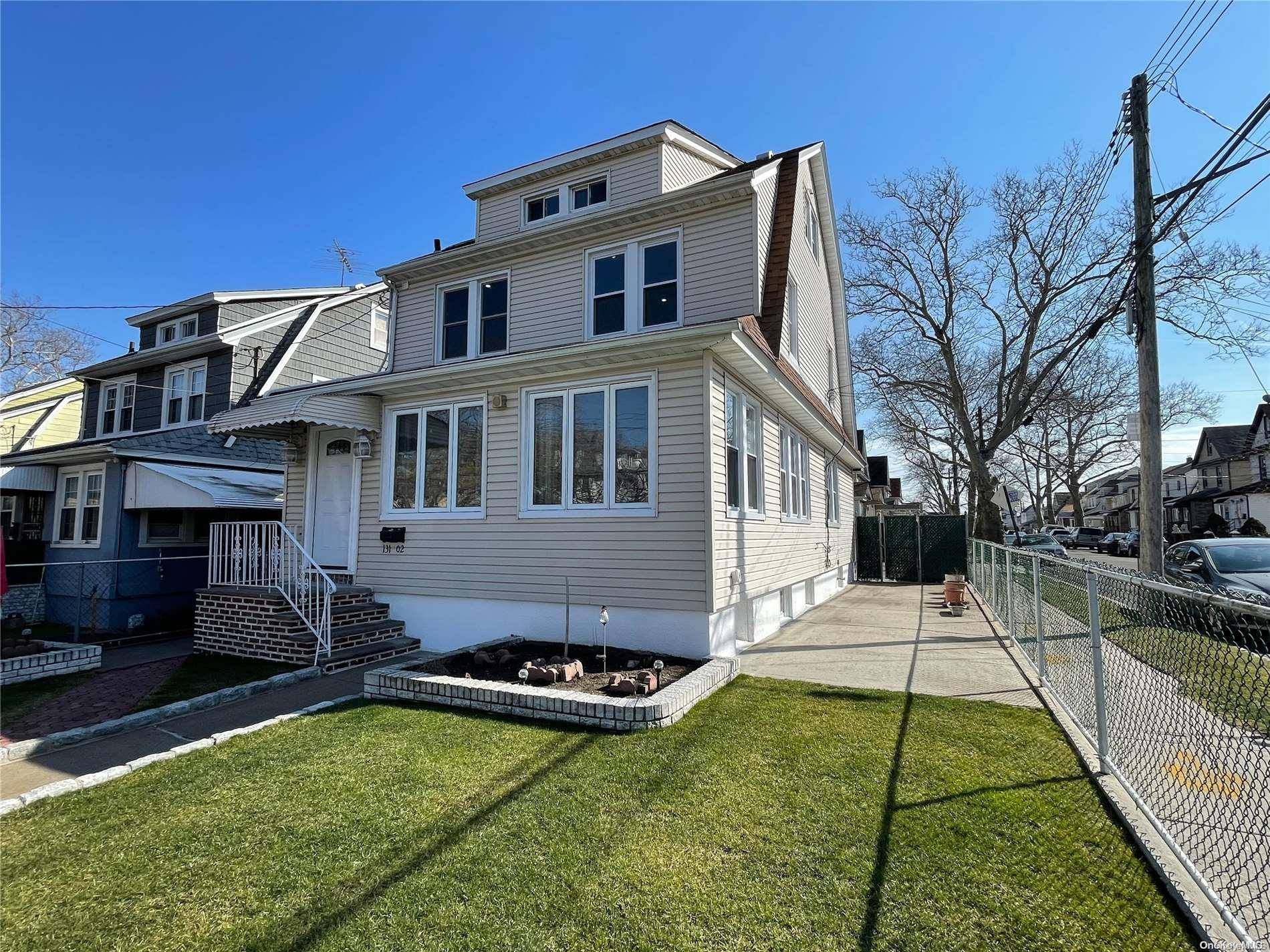 Richmond Hill S., NY 11419,131-02 107 Th AVE