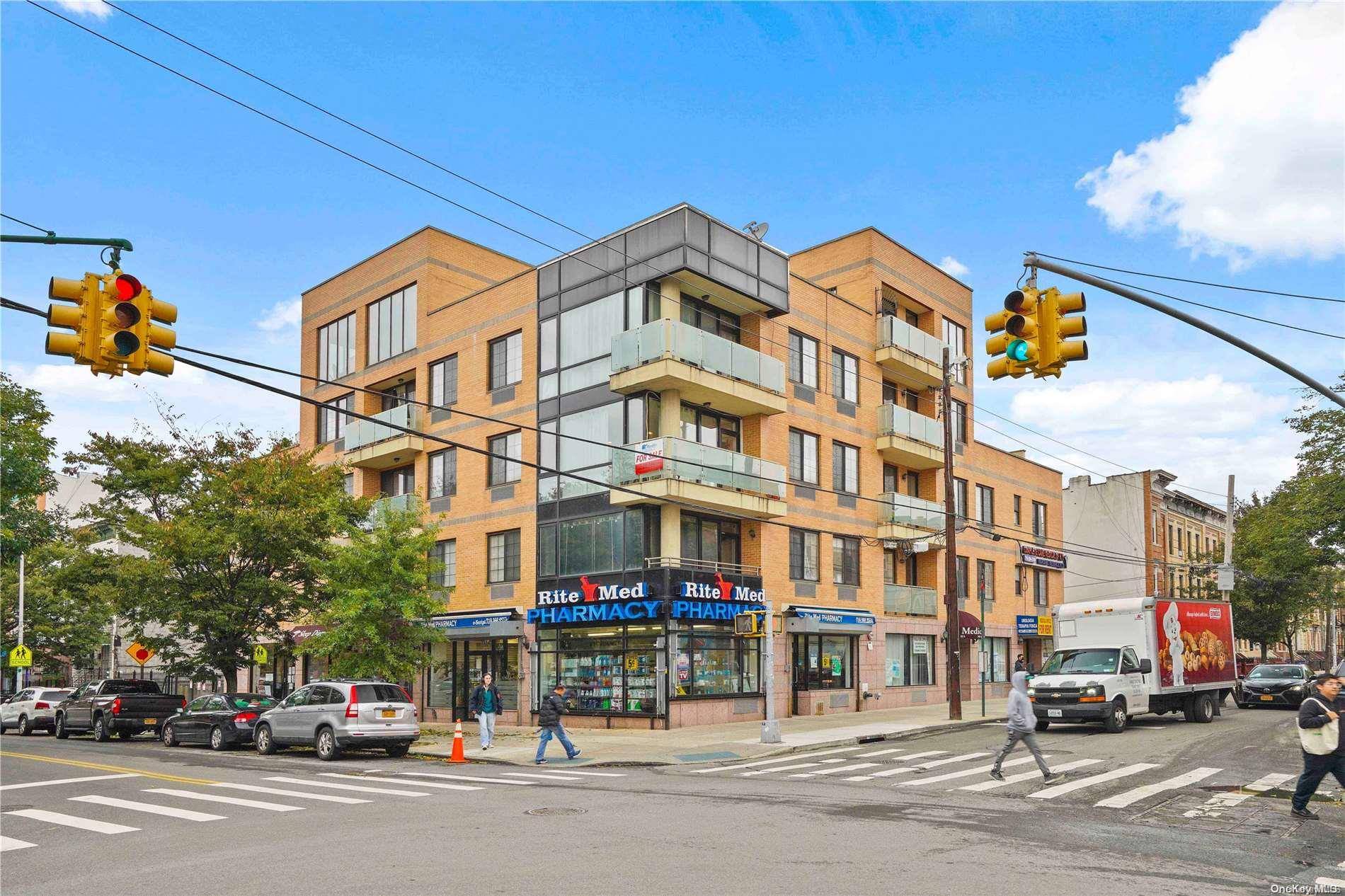 Ridgewood, NY 11385,311 Saint Nicholas AVE #2G