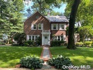 Manhasset, NY 11030,280 Park AVE