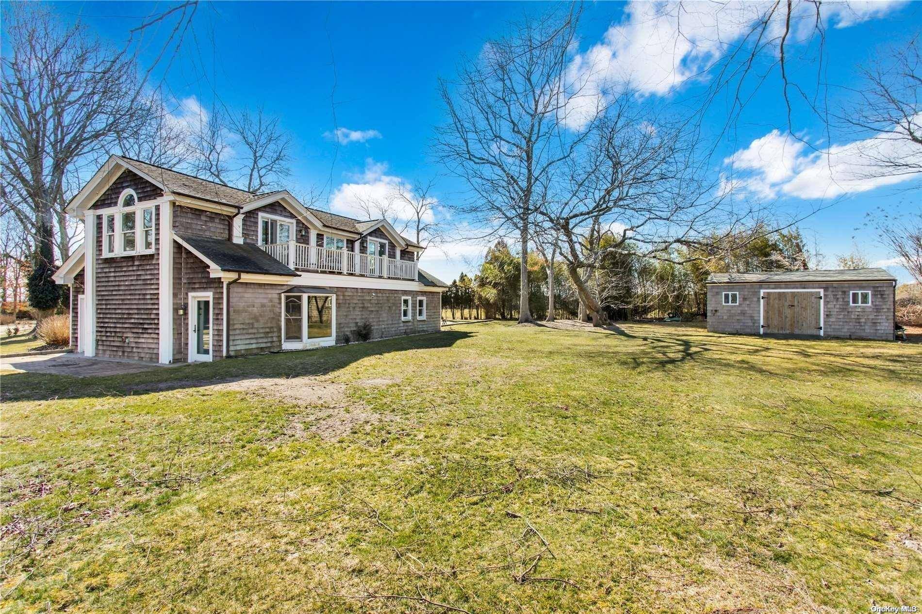 East Quogue, NY 11942,15 Lewis RD