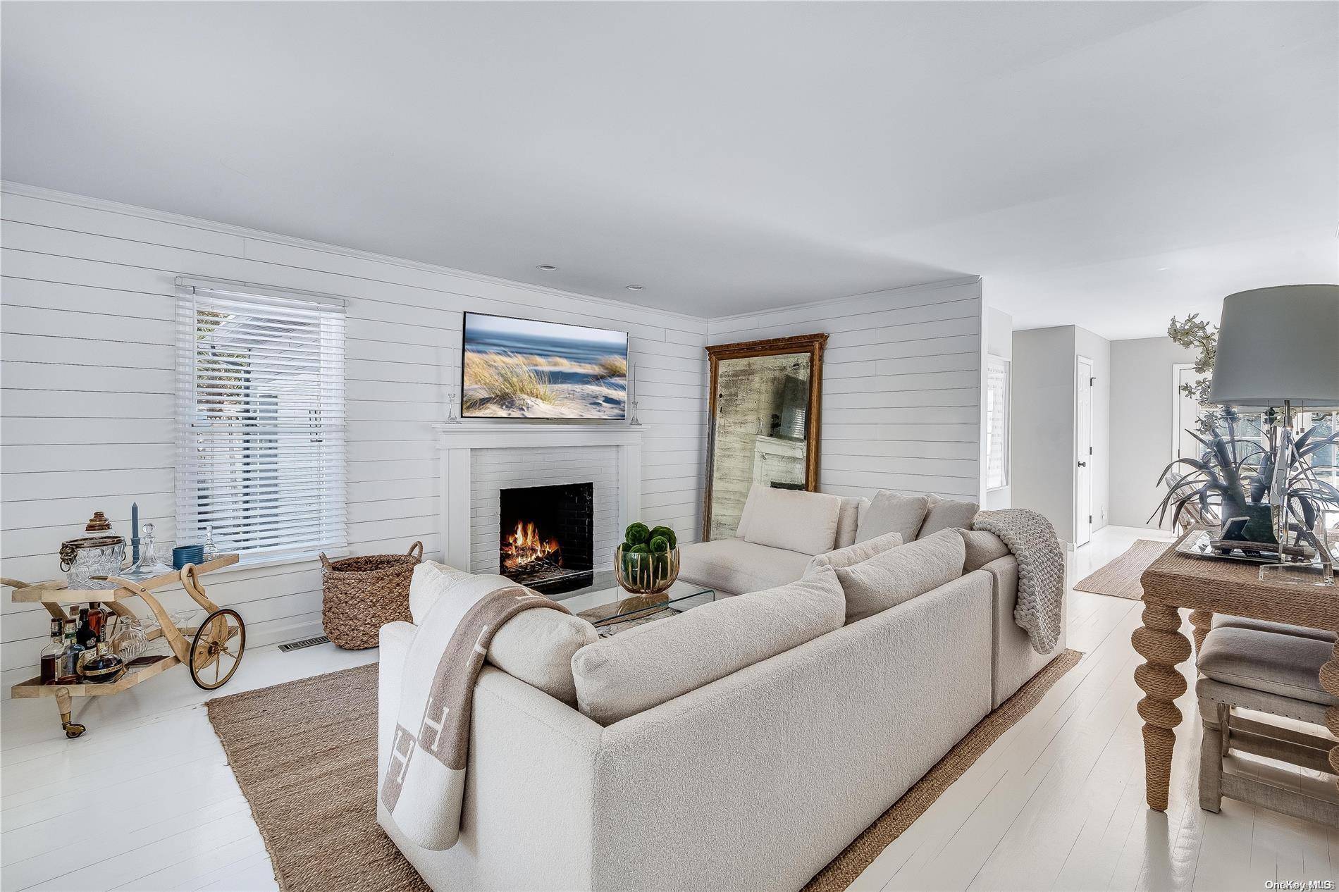East Hampton, NY 11937,65 Lincoln AVE