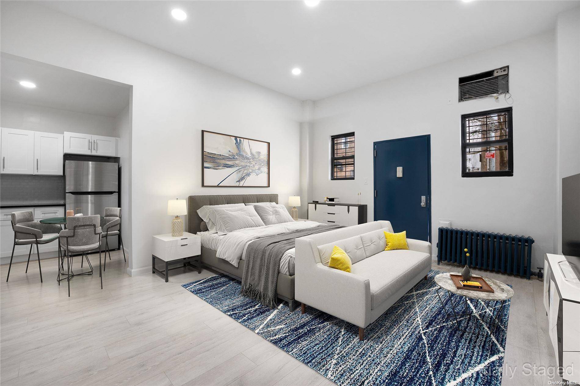 Woodhaven, NY 11421,86-22 Jamaica Ave #1