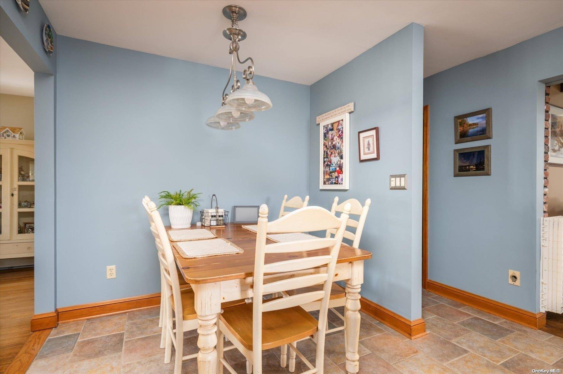 Oceanside, NY 11572,94 Bellevue AVE