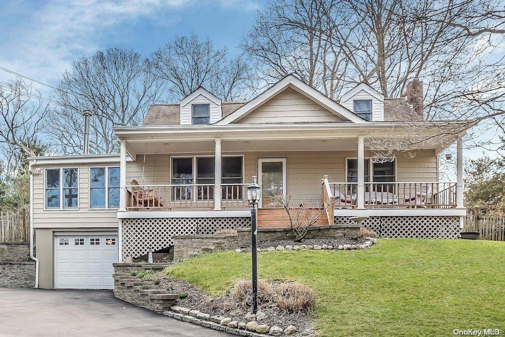 East Northport, NY 11731,50 Clarke DR