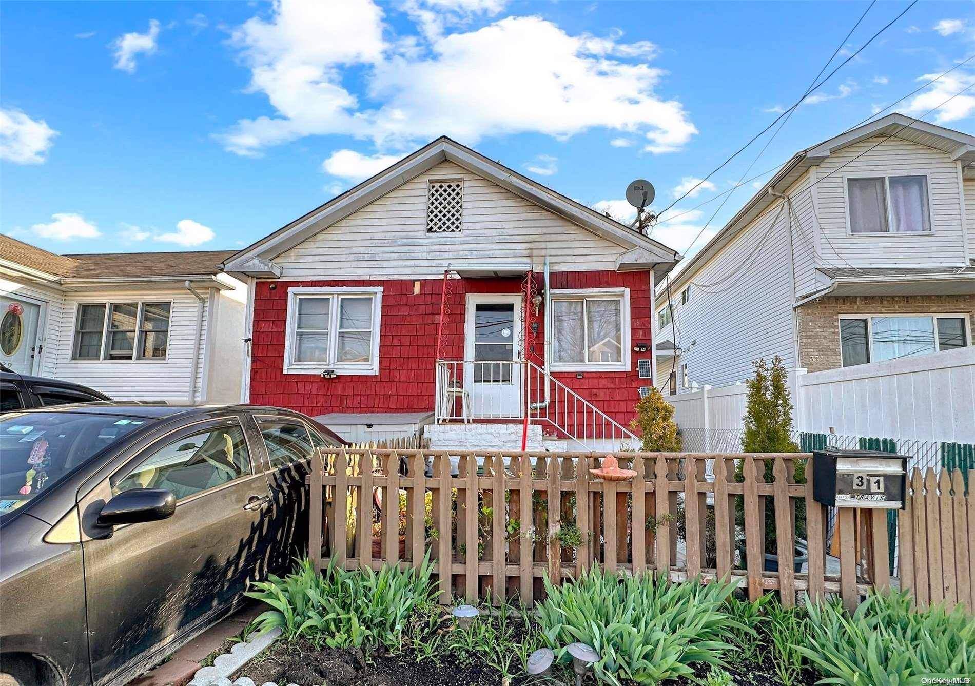 Staten Island, NY 10305,31 Winfield ST