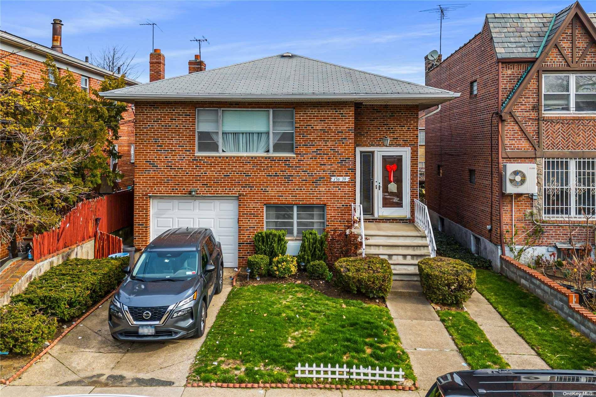 Flushing, NY 11355,136-39 60th AVE