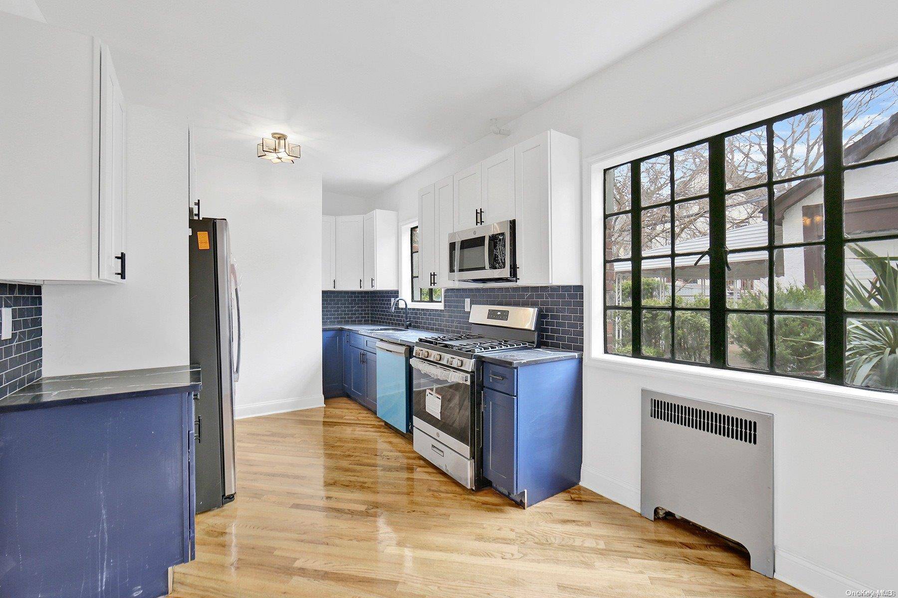 Addisleigh Park, NY 11433,173-14 113th AVE