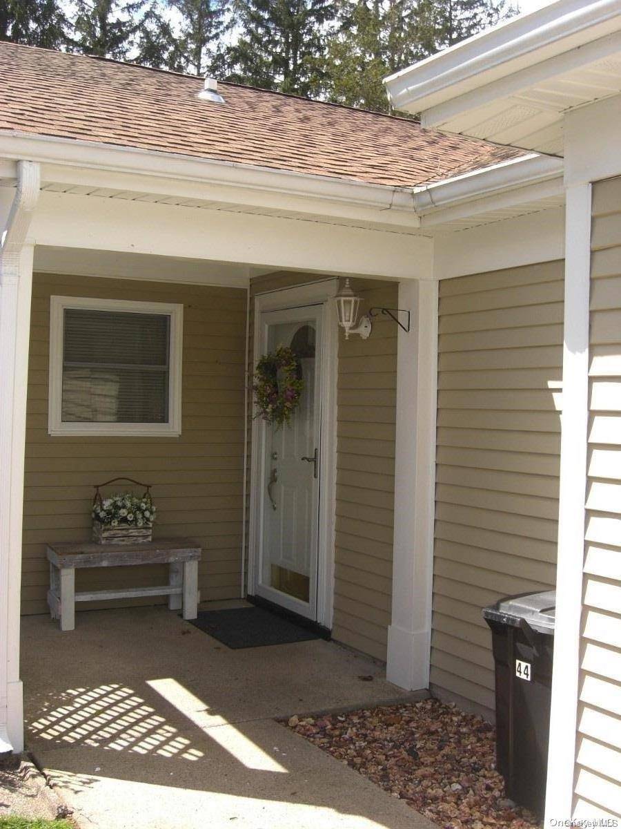 Mount Sinai, NY 11766,44 Hearthside DR #44