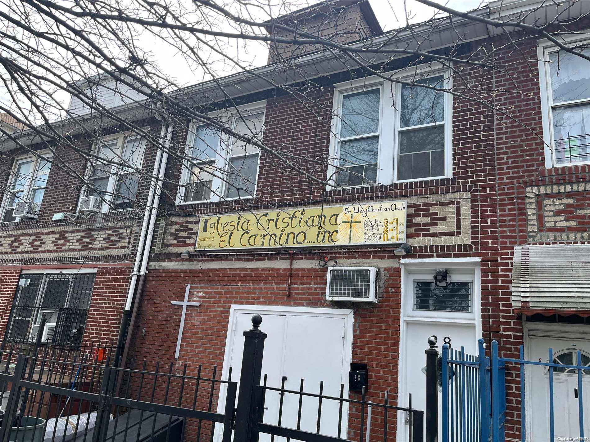 Brooklyn, NY 11208,523 Ridgewood AVE