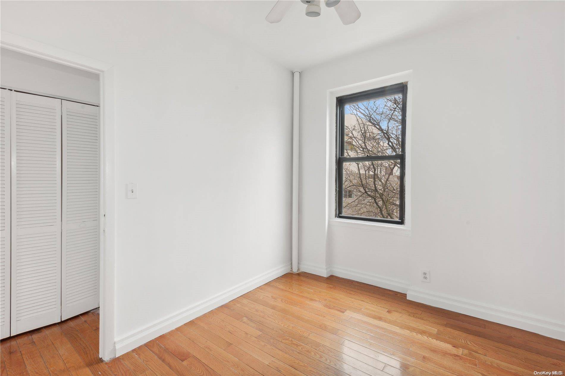 Astoria, NY 11105,21-57 33rd Street #4D