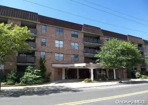 Lawrence, NY 11559,360 Central AVE #130