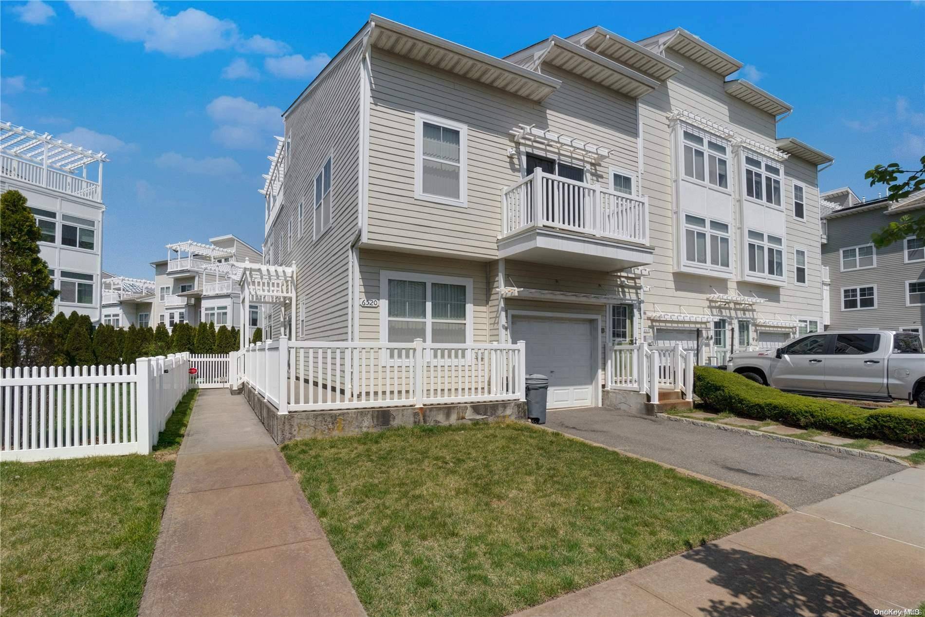 Arverne, NY 11692,65-20 Seaspray AVE