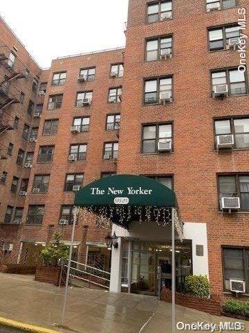 Forest Hills, NY 11375,103-25 68 Ave #4B