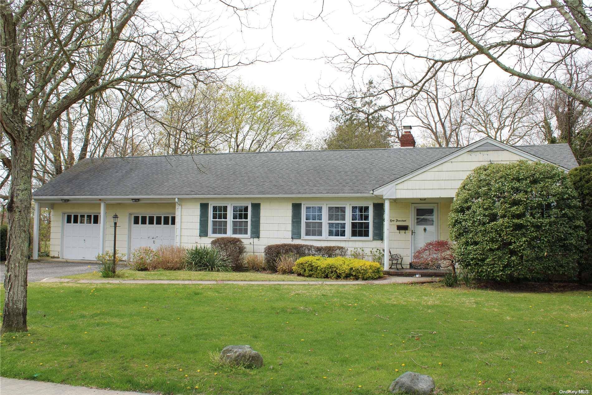 Babylon, NY 11702,100 Woodsome RD