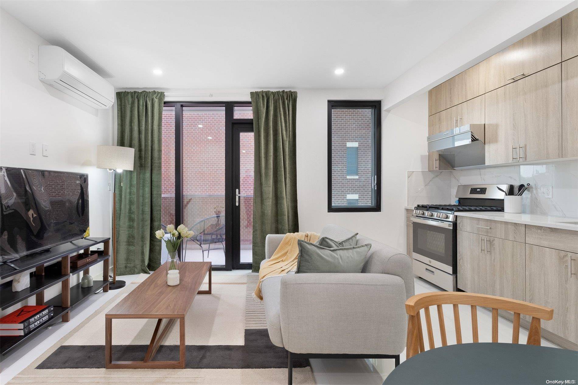 Kew Gardens, NY 11415,124-28 Queens BLVD #12C