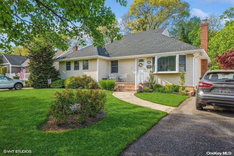 Wantagh, NY 11793,2967 Morgan DR