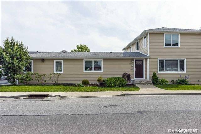 Bellmore, NY 11710,139 Barbara RD