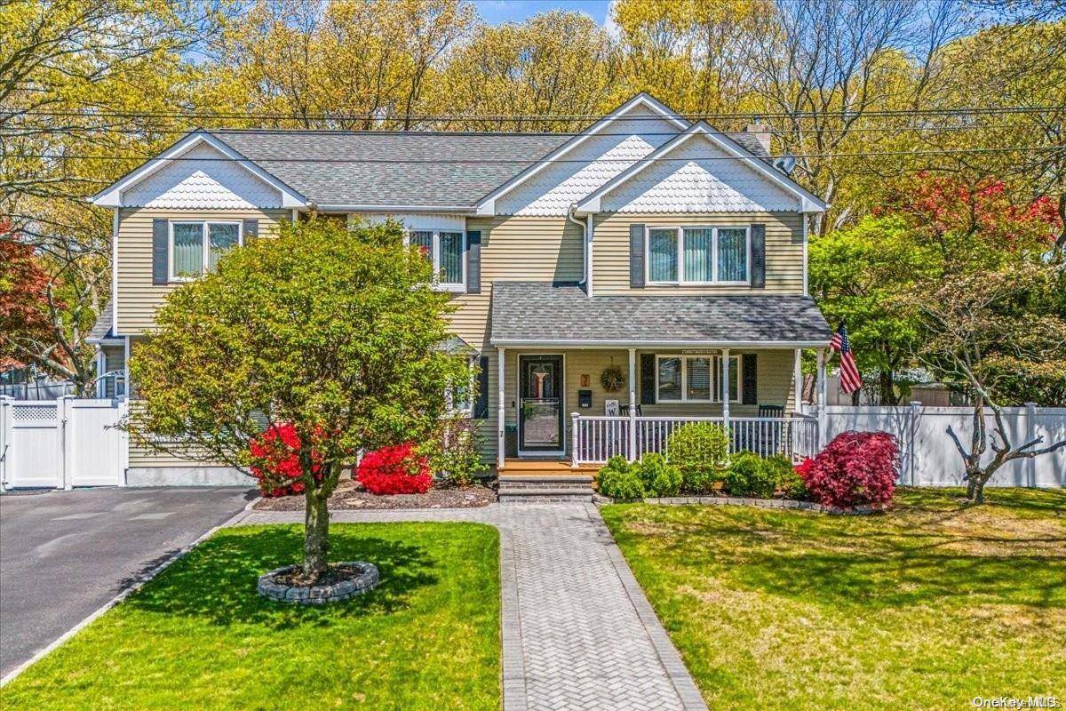 Bay Shore, NY 11706,7 Runyon ST