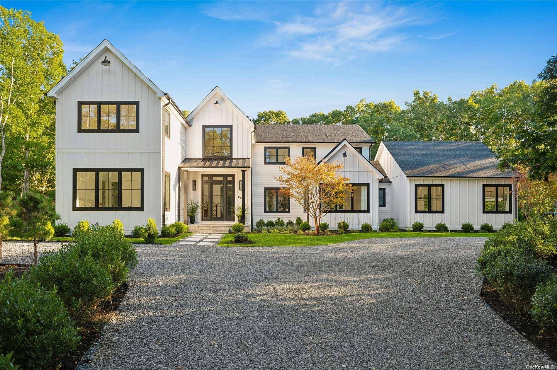 Southampton, NY 11968,116 Middle Line HWY