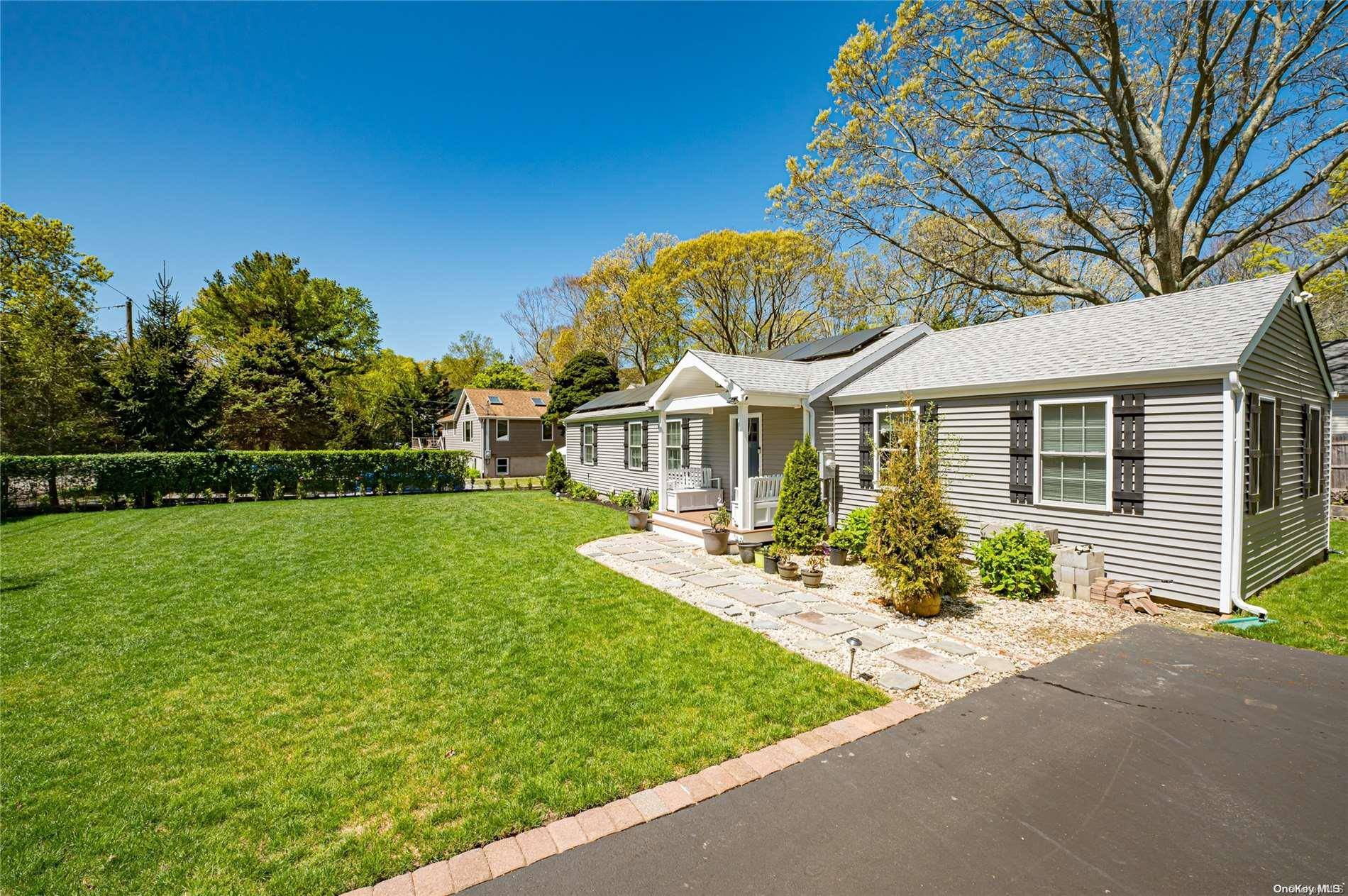 Riverhead, NY 11901,26 Park DR
