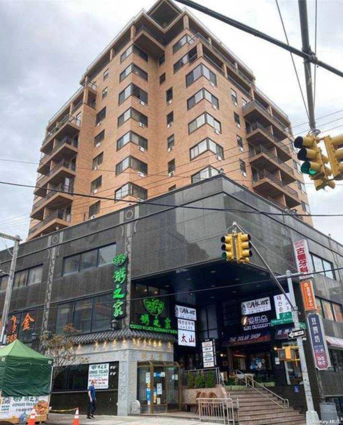 Flushing, NY 11354,3636 Prince #301