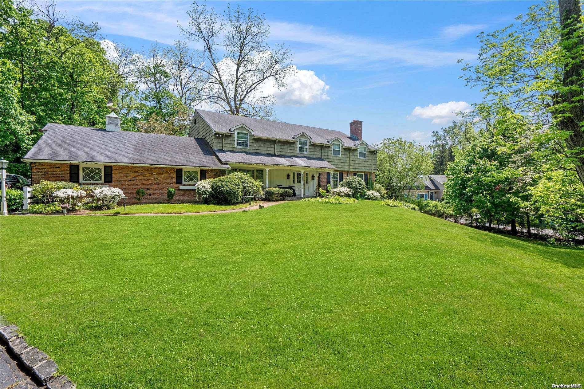 Manhasset, NY 11030,130 Stonytown RD