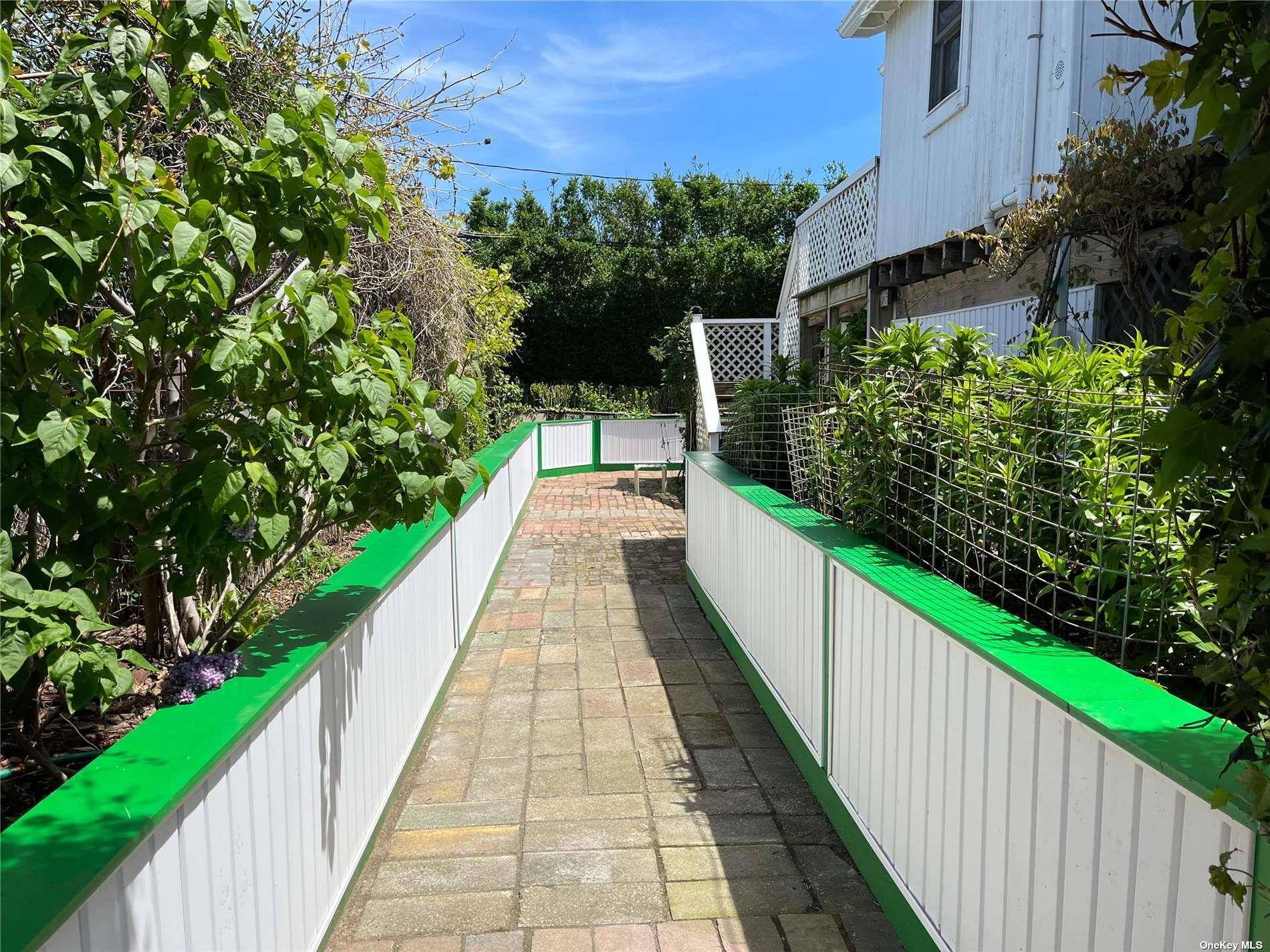 Seaview, NY 11770,4 Surfview WALK