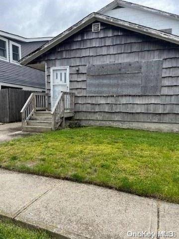 Island Park, NY 11558,31 Kent RD