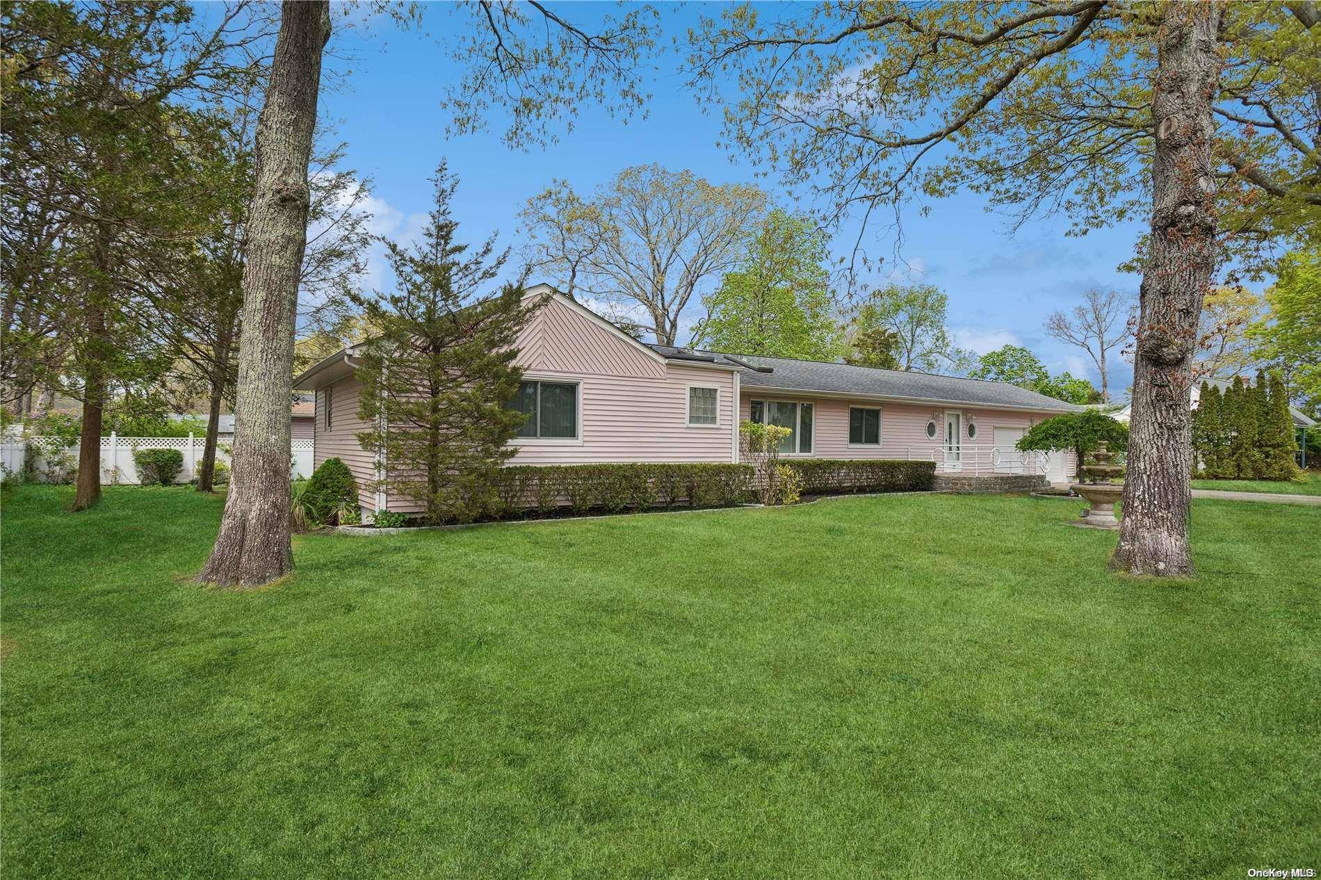 Flanders, NY 11901,46 June AVE