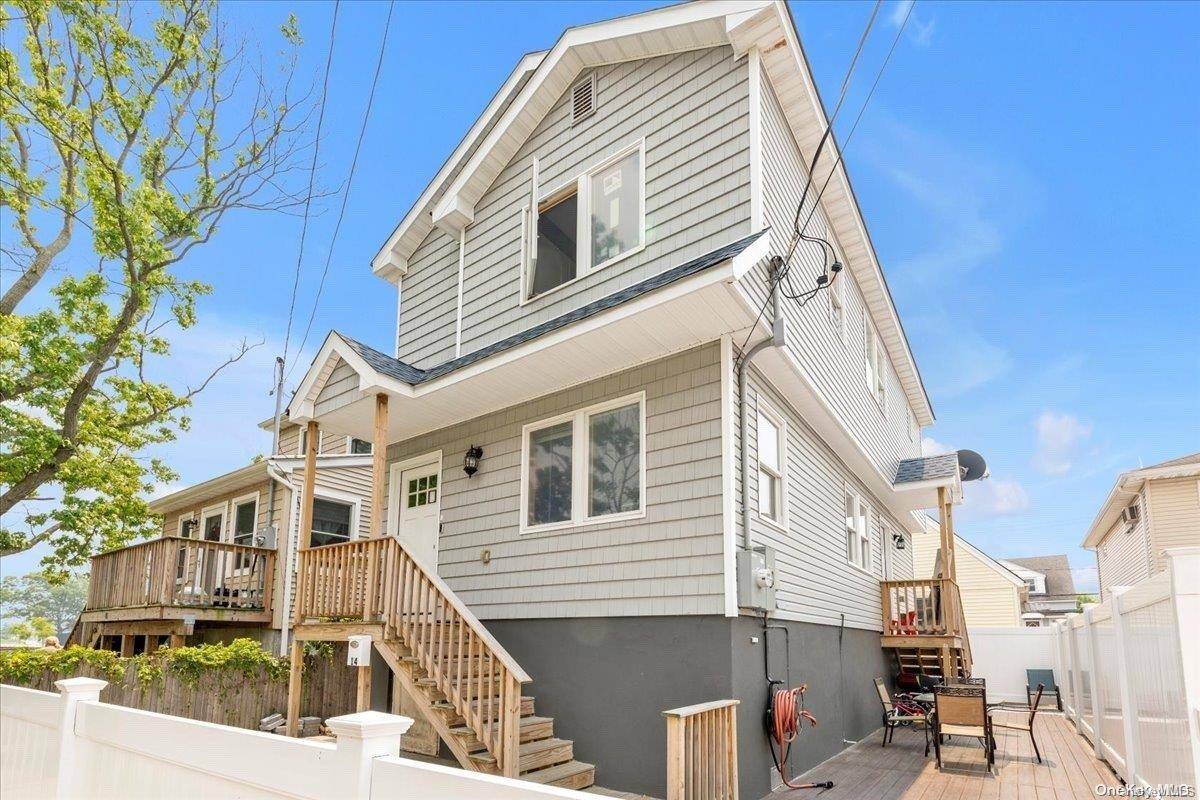 East Rockaway, NY 11518,14 Kirgan CT