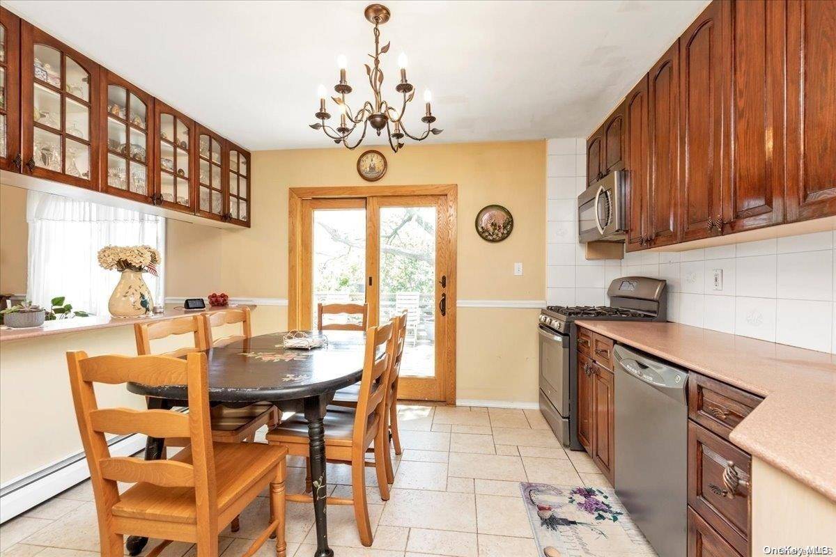 Lido Beach, NY 11561,936 Gerry AVE