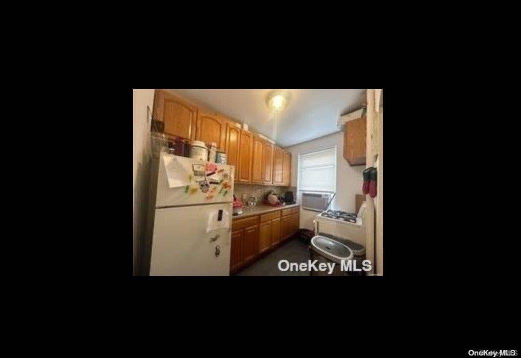 Astoria, NY 11105,21-78 35 ST #5F