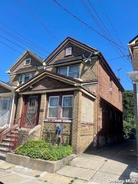 Woodhaven, NY 11421,76-03 91st AVE