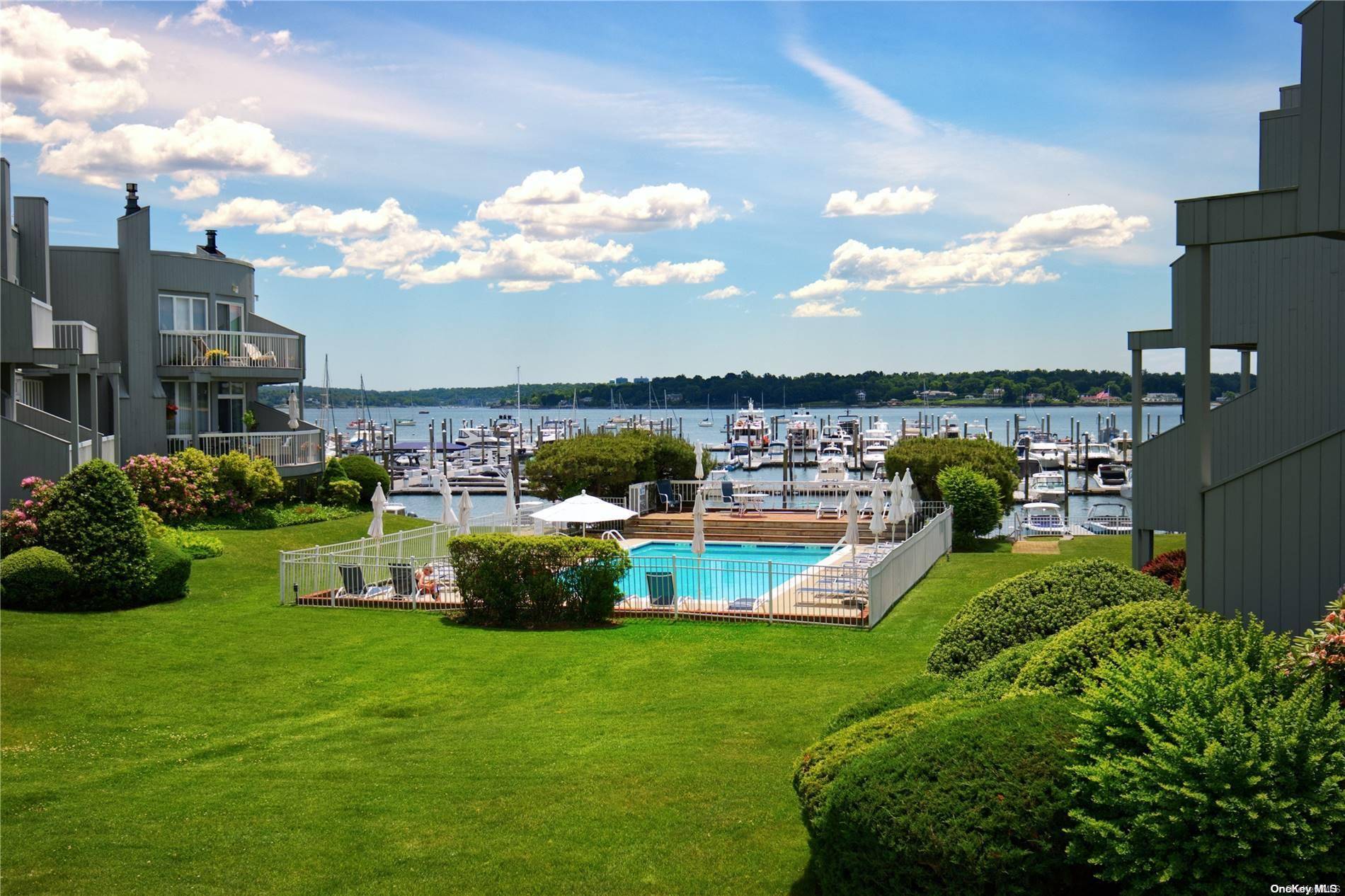 Port Washington, NY 11050,7 Sands CT #7