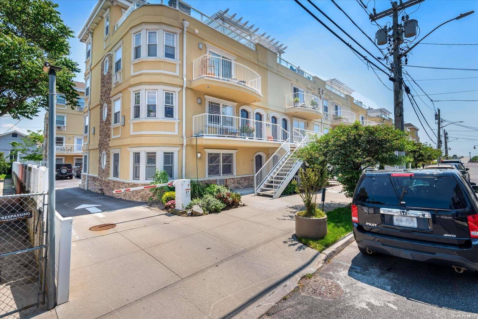 Rockaway Park, NY 11694,188 Beach 101st ST #1A