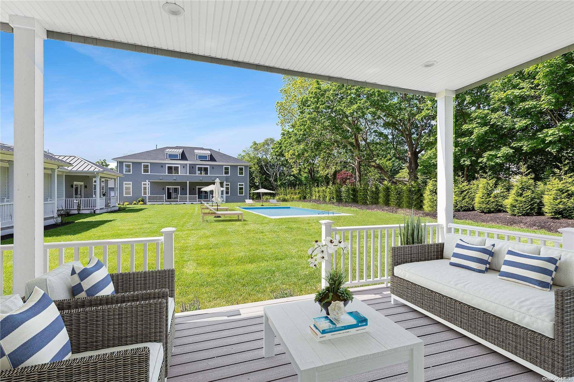 Westhampton, NY 11977,21 Montauk Hwy #1 #1