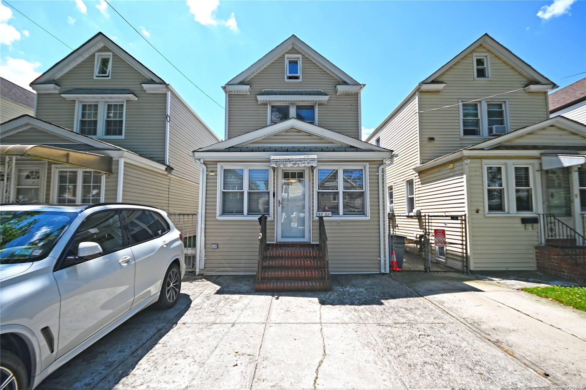 Forest Hills, NY 11375,87-29 69th AVE