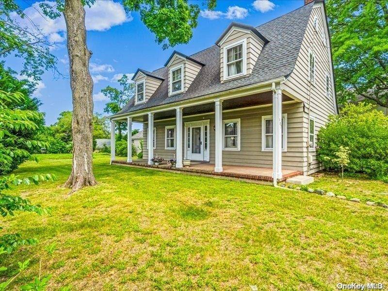 Manhasset, NY 11030,187 Manhasset AVE