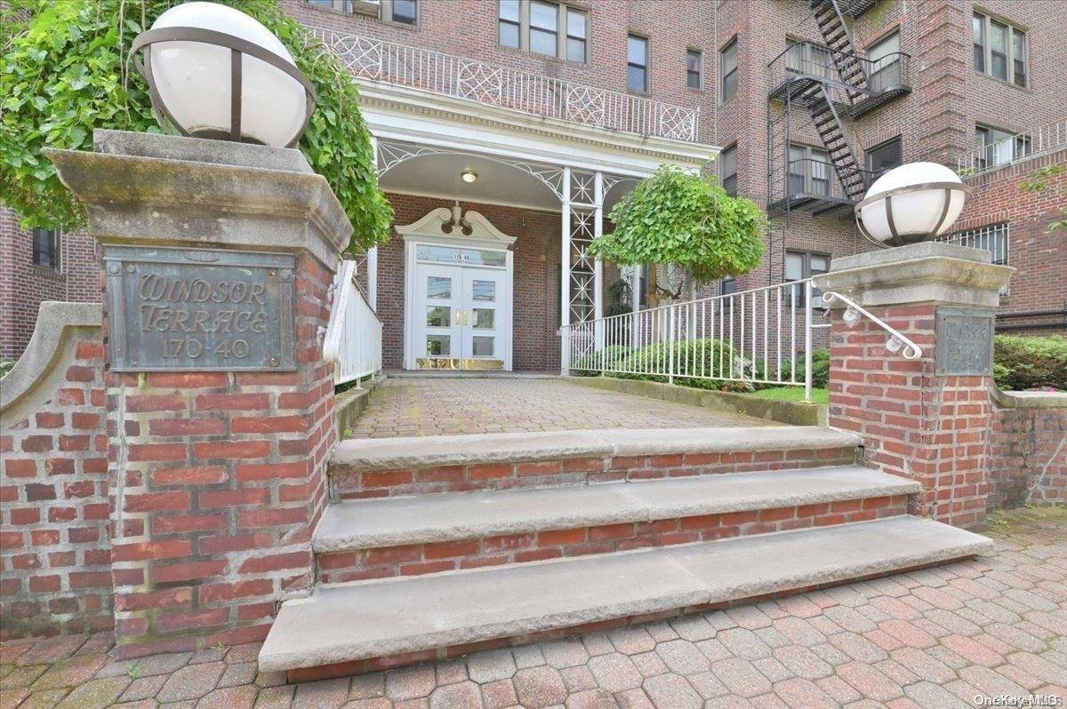 Jamaica Estates, NY 11432,170-40 Highland #607