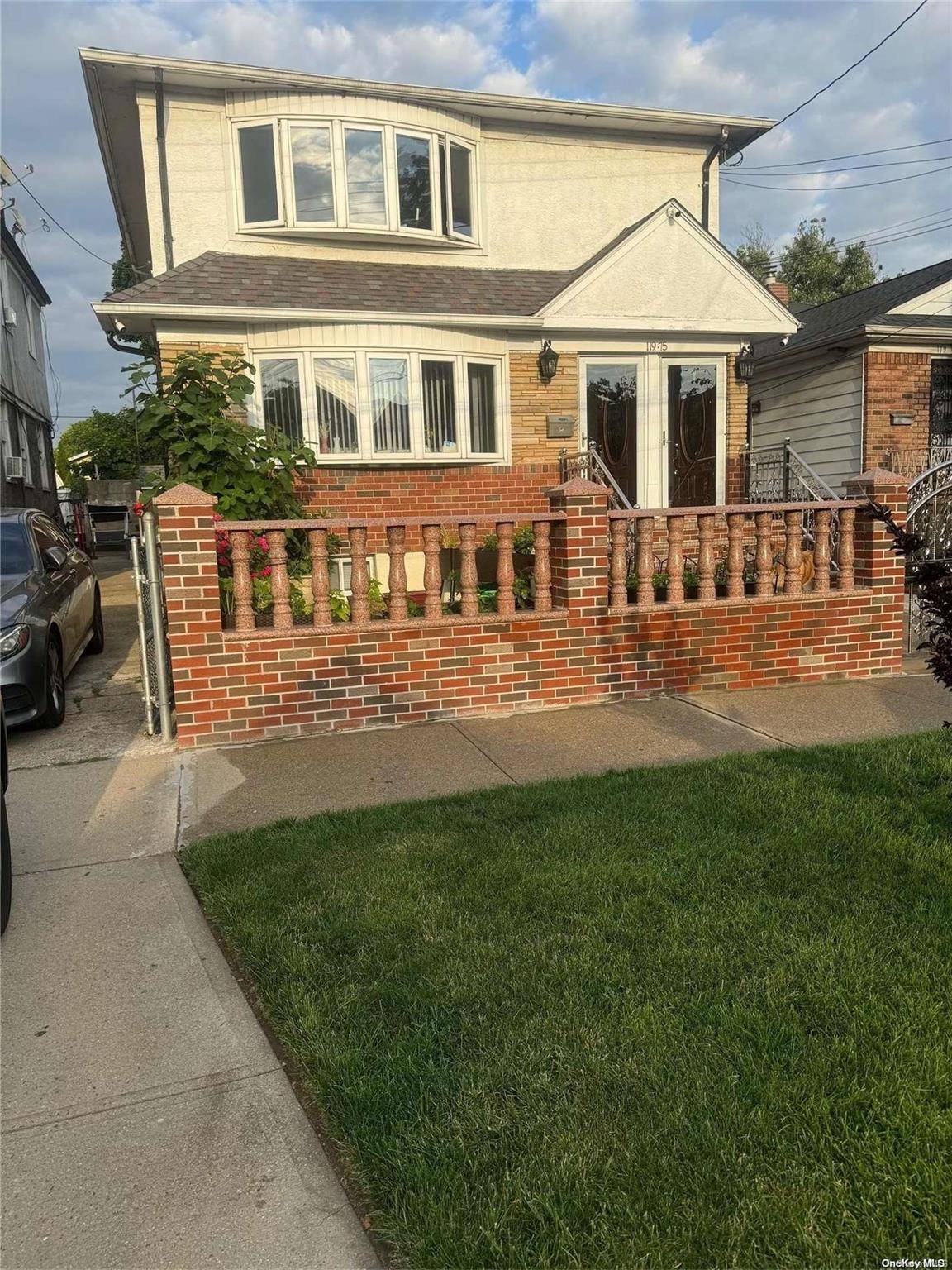 South Ozone Park, NY 11420,119-75 130th ST