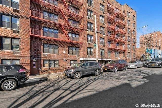 Jamaica, NY 11432,87-70 173 ST #6H