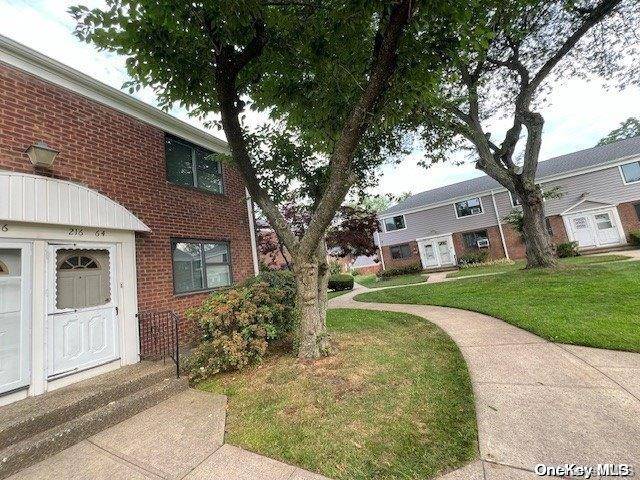 Bayside, NY 11364,216-64 68 AVE #Duplex