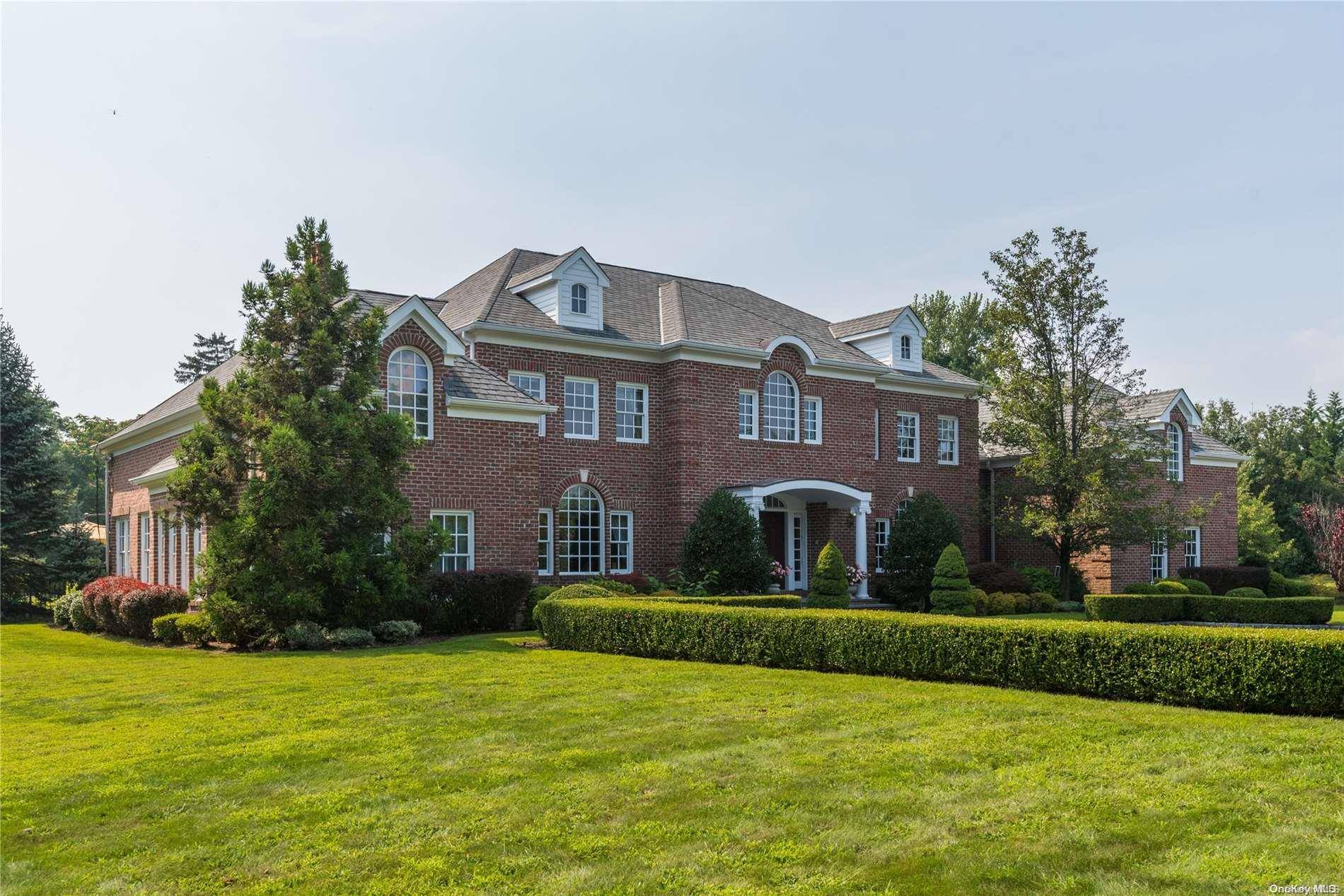 Old Westbury, NY 11568,4 Tatem WAY