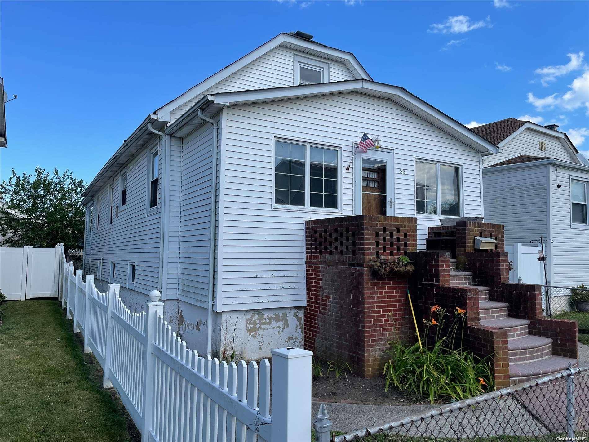 Island Park, NY 11558,53 Ostend RD