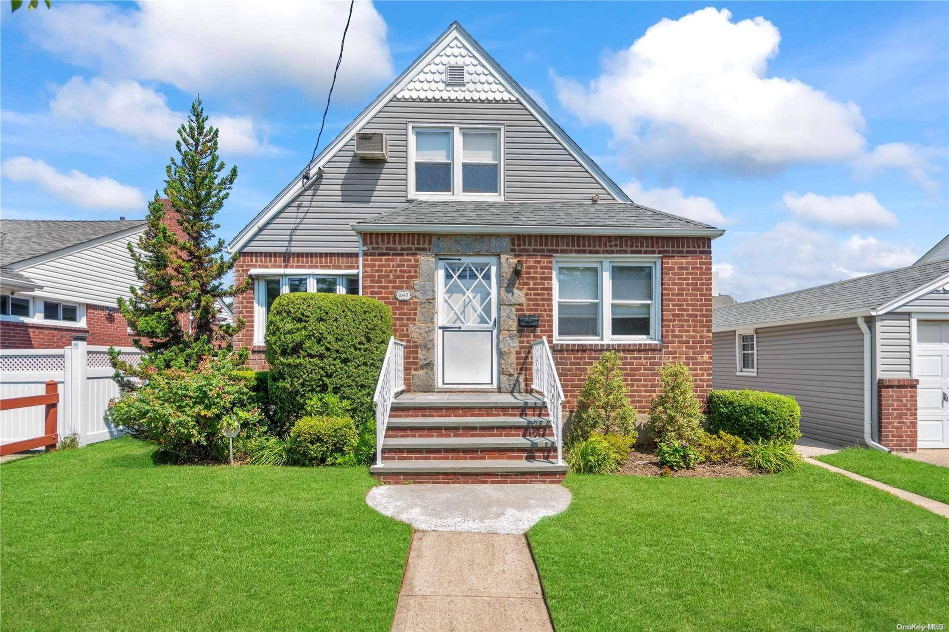 New Hyde Park, NY 11040,1645 West End AVE