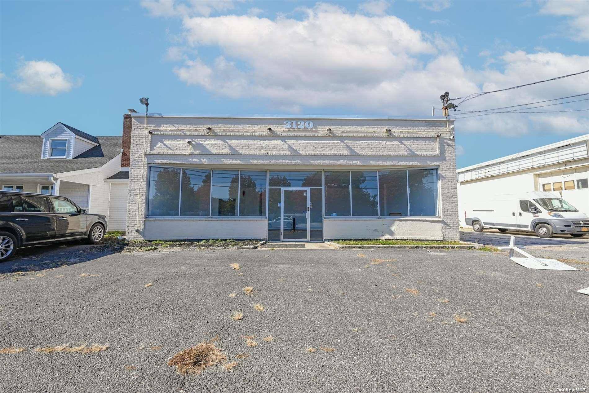 Medford, NY 11763,3120 Route 112