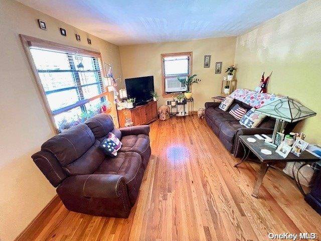 Bayside, NY 11364,73-42 Springfield BLVD #48B2