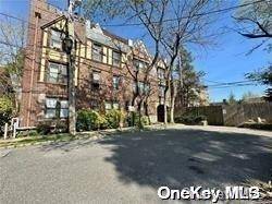 Great Neck, NY 11021,1 Hillside AVE #1F