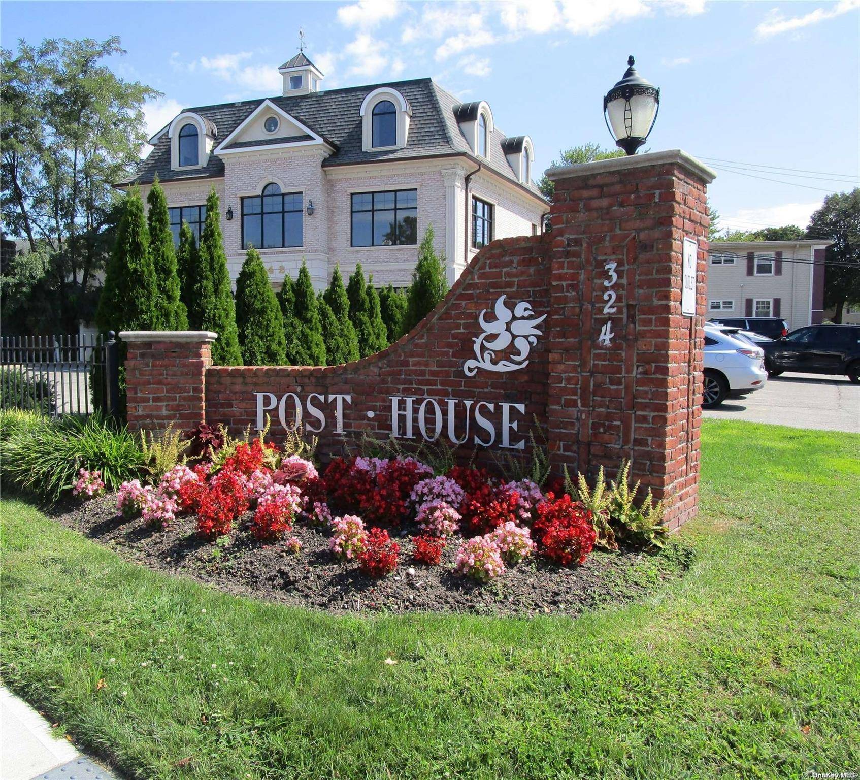 Westbury, NY 11590,324 Post AVE #4-H